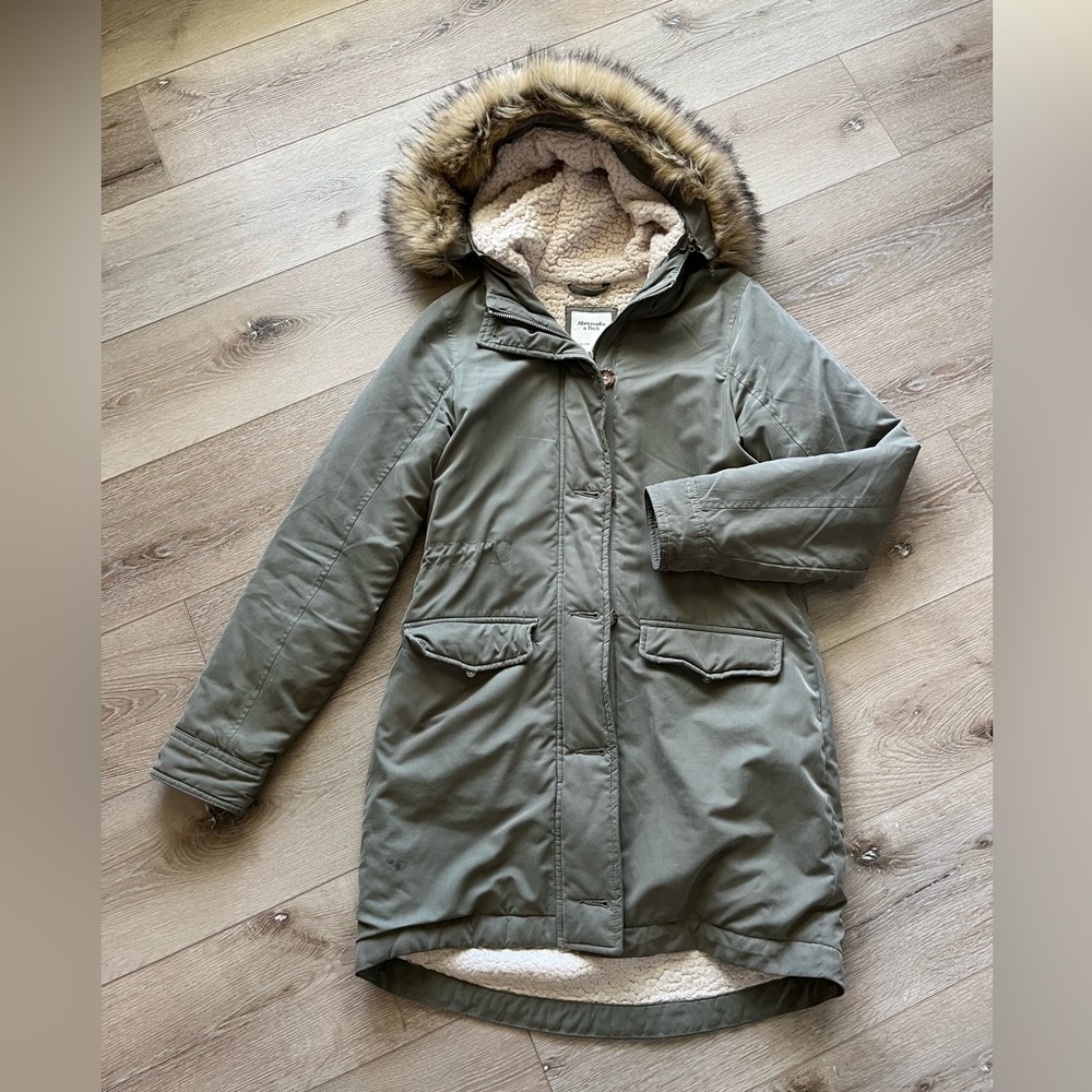 Abercrombie & Fitch Olive Green Faux-Fur Hooded Puffer Coat
